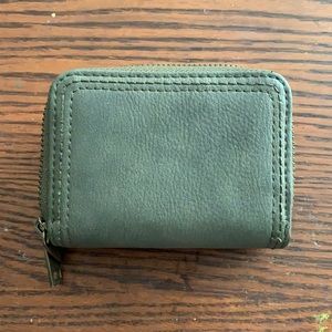Green wallet